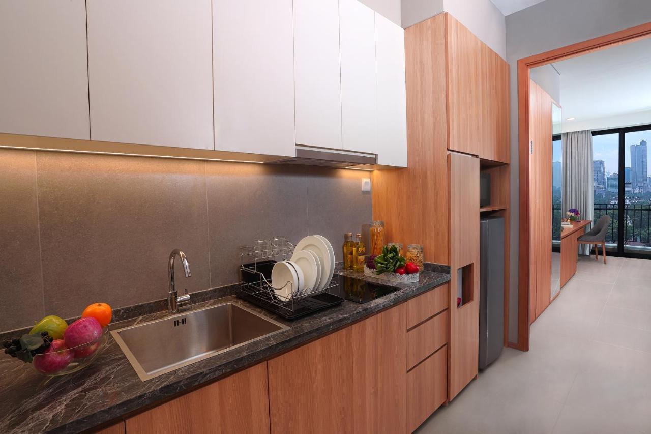 Citadines Gatot Subroto Jakarta Eksteriør bilde